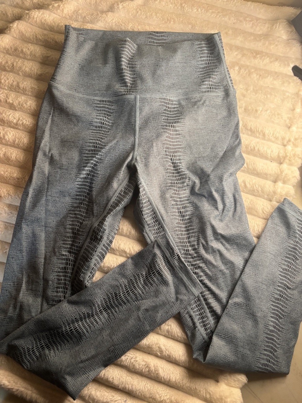 ZYIA Heathered Gray High-Waist Textured Leggings